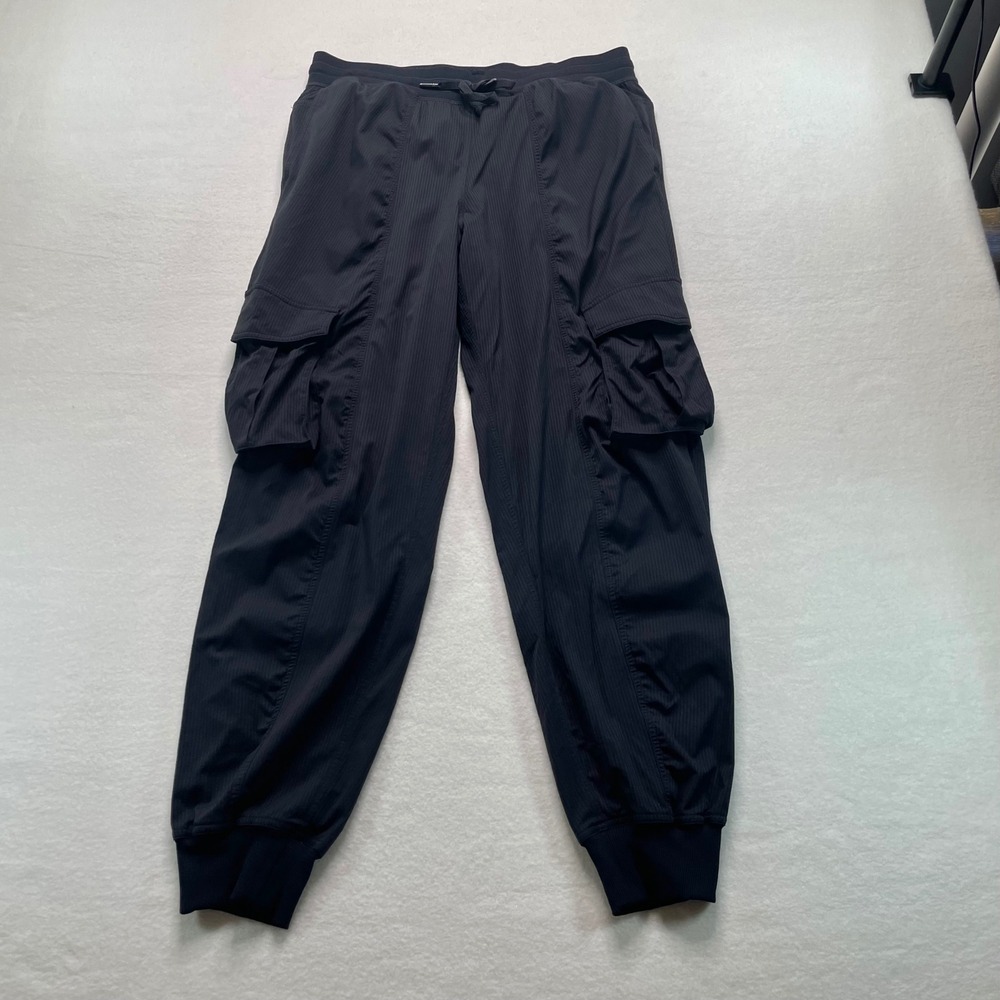Lululemon Beyond the Studio Cargo Joggers Women Size M Black Pinstripe
